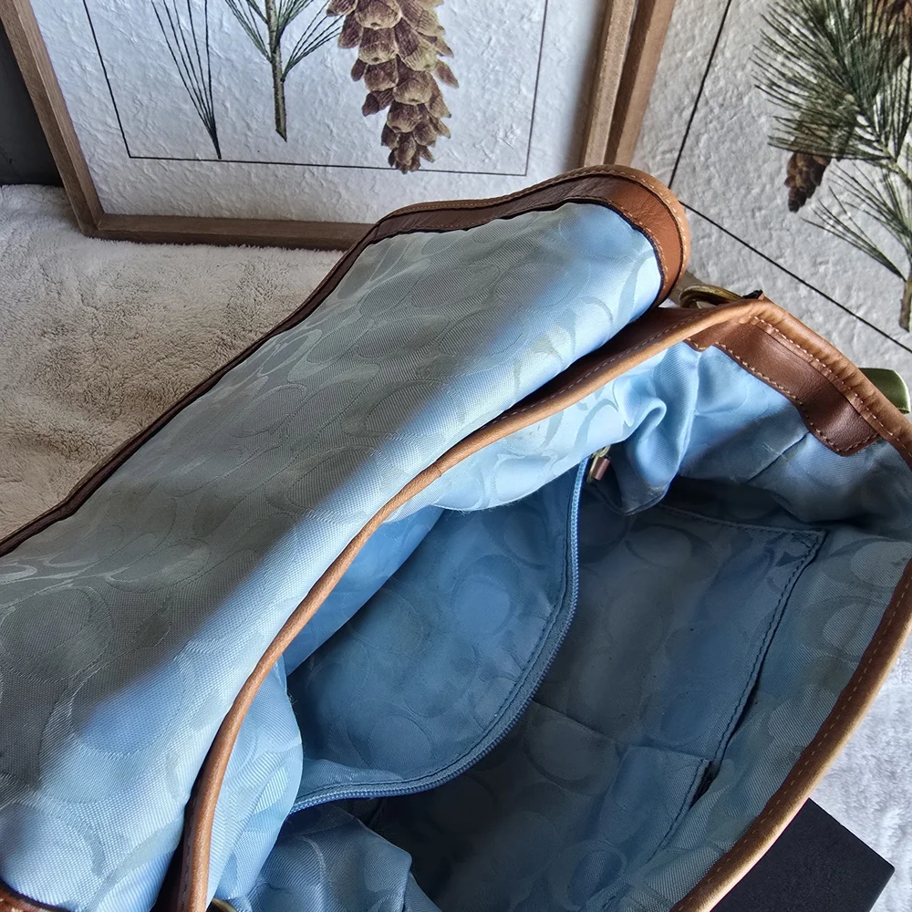 Vintage Coach Legacy Ali 65th Aniversary - Picture 5 of 11